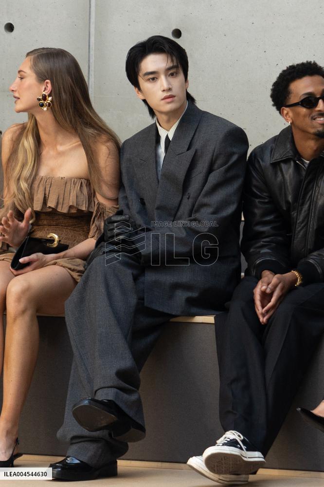 Men's Spring 2026 - Frontrow NB