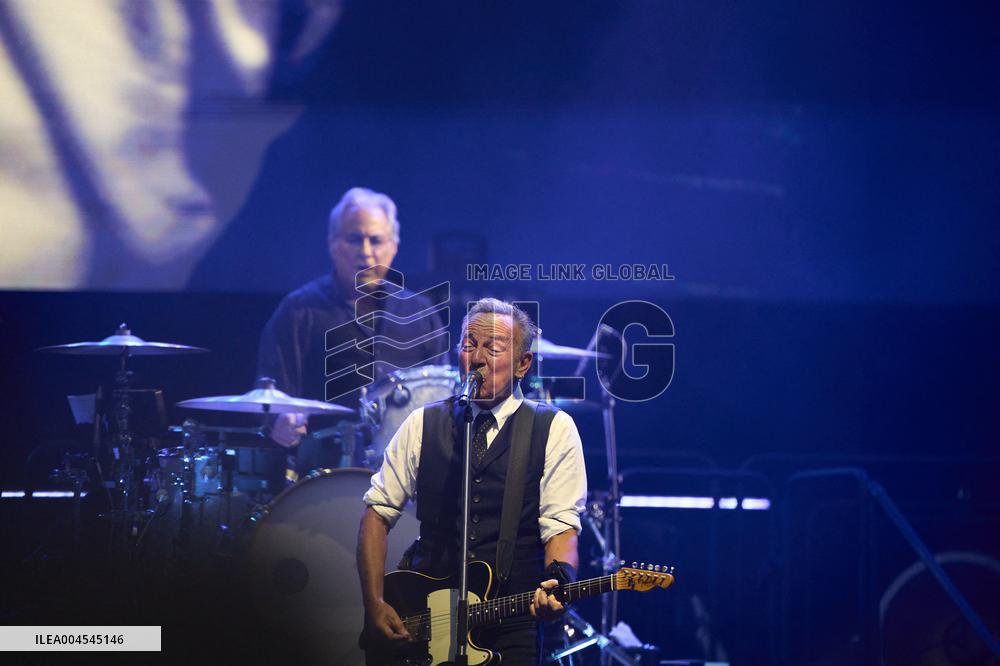 Bruce Springsteen In Concert - Spain