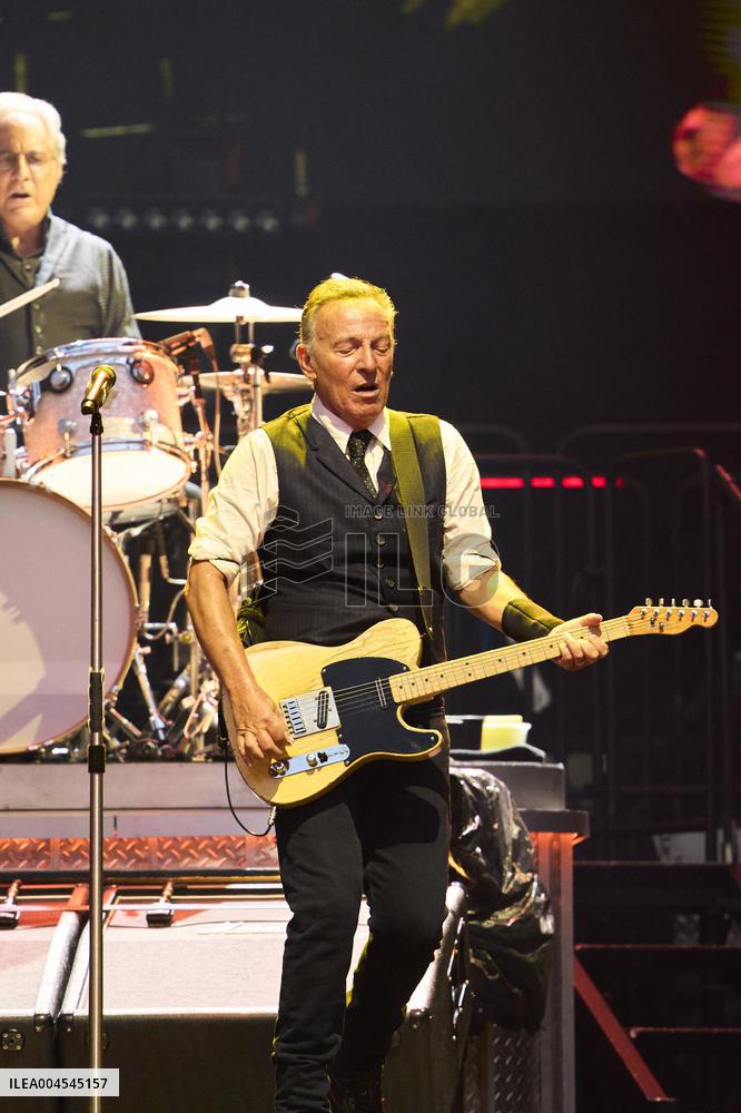 Bruce Springsteen In Concert - Spain