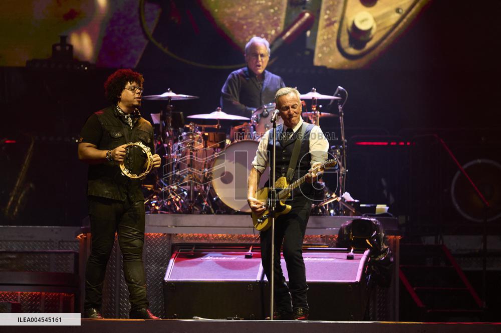 Bruce Springsteen In Concert - Spain