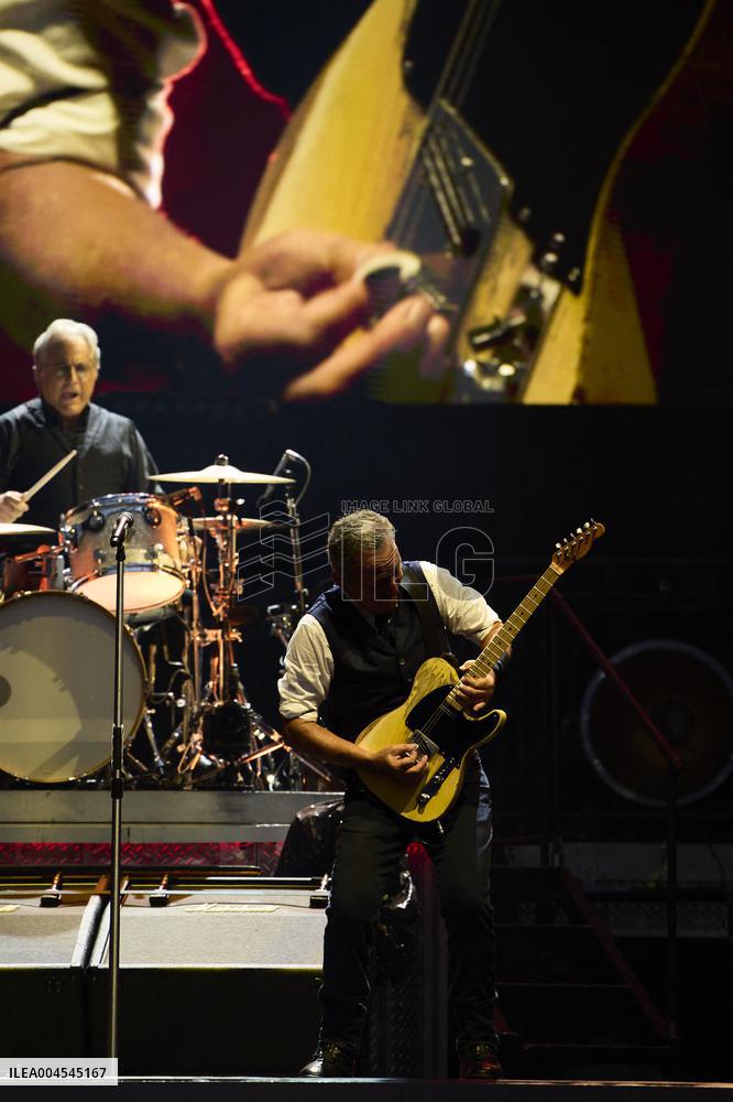 Bruce Springsteen In Concert - Spain