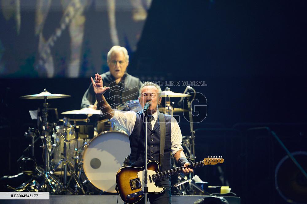 Bruce Springsteen In Concert - Spain