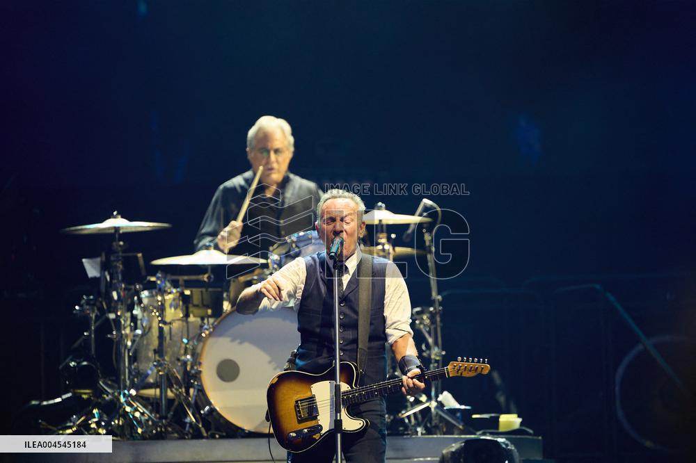 Bruce Springsteen In Concert - Spain