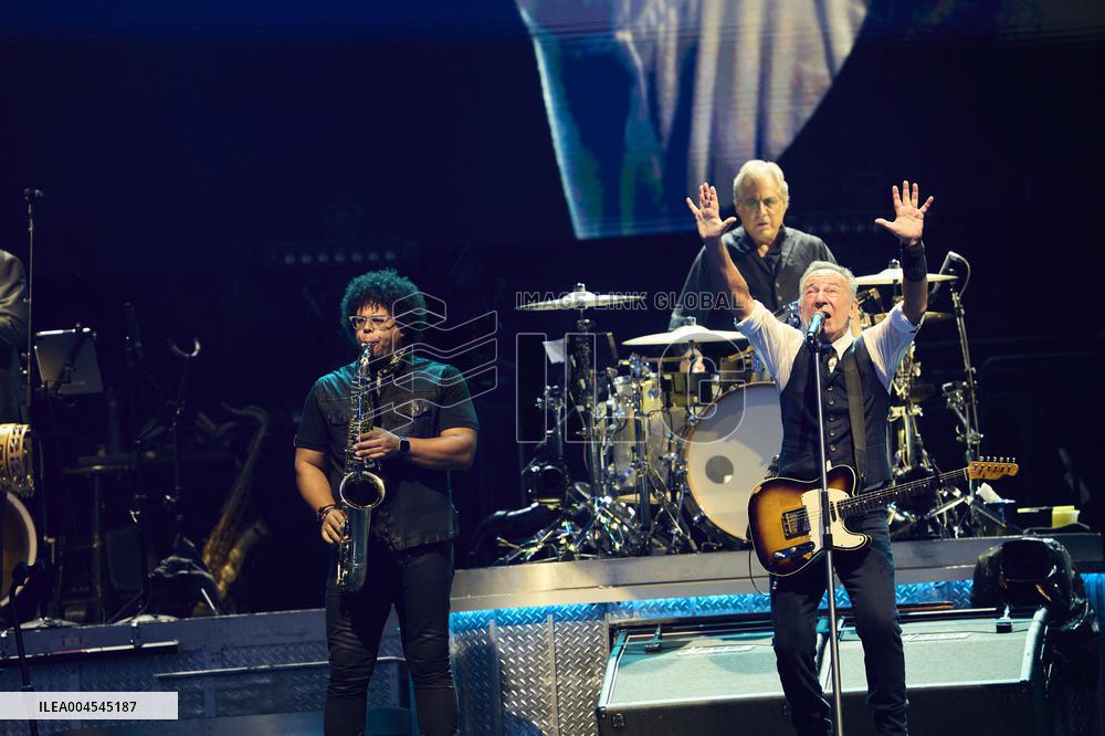 Bruce Springsteen In Concert - Spain