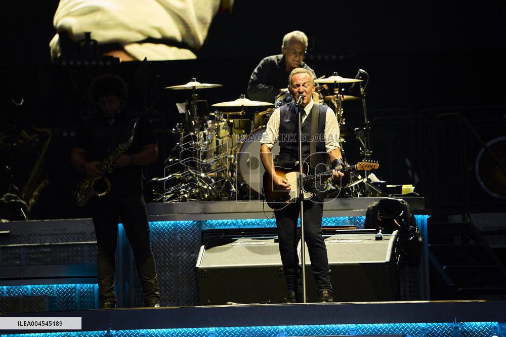 Bruce Springsteen In Concert - Spain