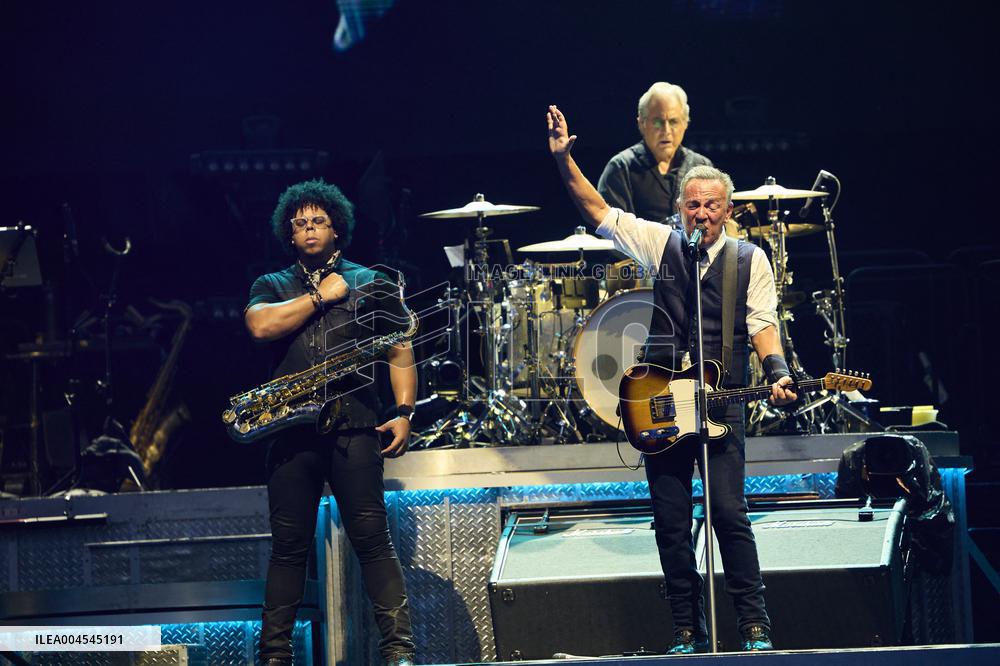 Bruce Springsteen In Concert - Spain