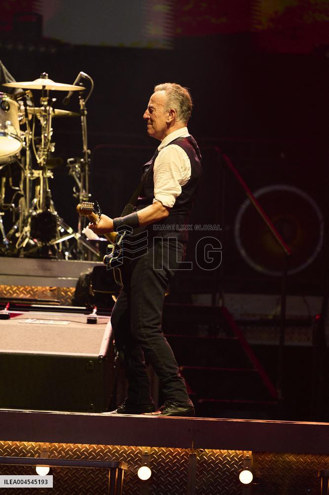 Bruce Springsteen In Concert - Spain