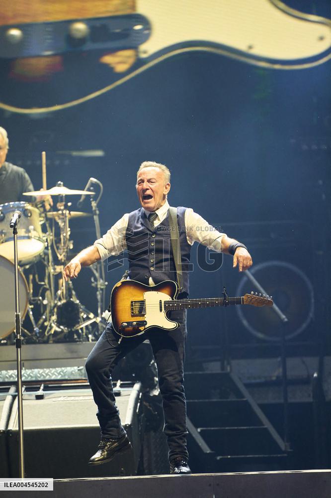 Bruce Springsteen In Concert - Spain