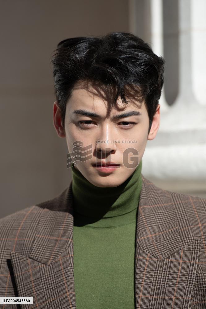 Yves Saint Laurent Photocall