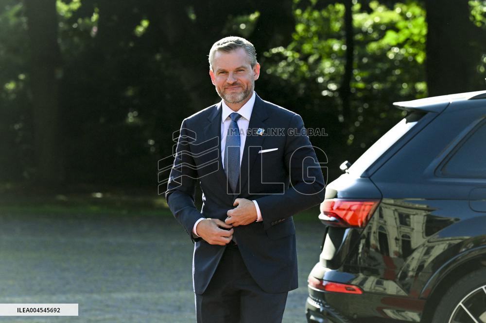 NATO Summit - Arrival of Guests for Dinner at Huis ten Bosh Palace, Den Haag, The Netherlands