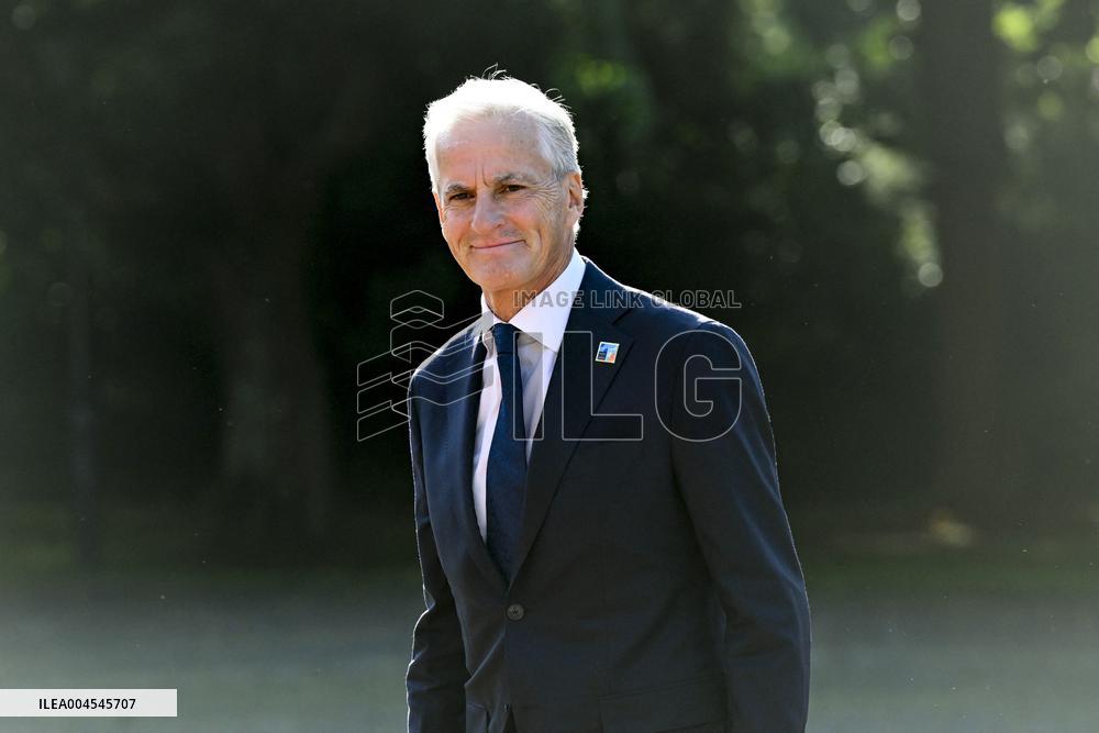NATO Summit - Arrival of Guests for Dinner at Huis ten Bosh Palace, Den Haag, The Netherlands