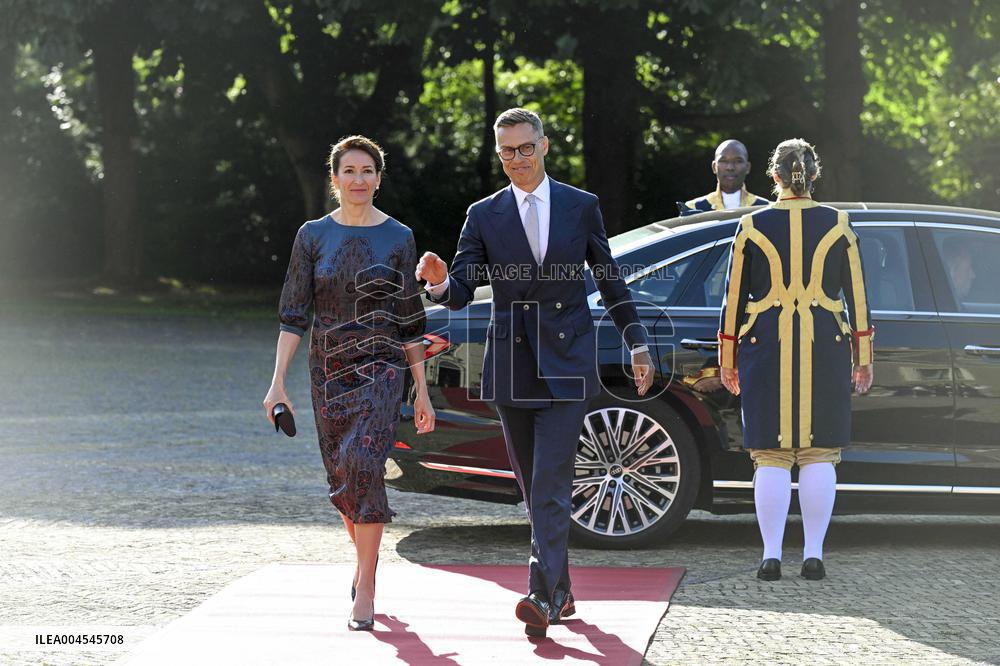 NATO Summit - Arrival of Guests for Dinner at Huis ten Bosh Palace, Den Haag, The Netherlands