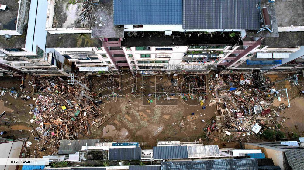 Post Disaster Rescue and Recovery in Congjiang