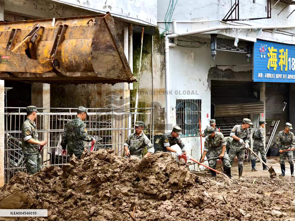 Post Disaster Rescue and Recovery in Congjiang