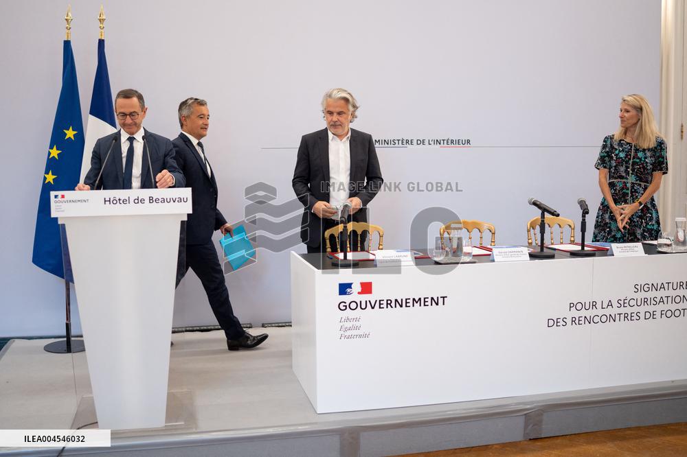 Signing of the agreement between the French government and the Professional Football League (LFP) - Paris AJ