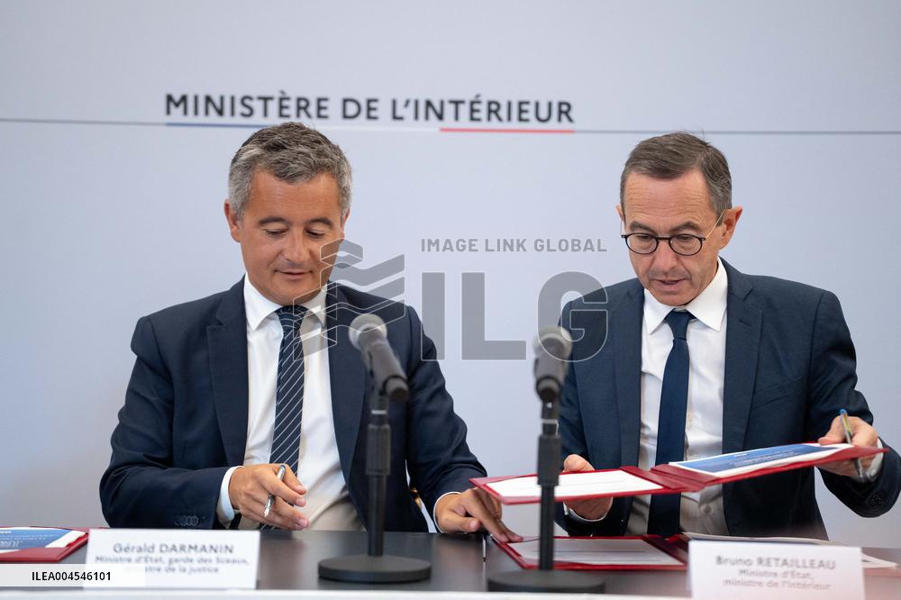 Signing of the agreement between the French government and the Professional Football League (LFP) - Paris AJ
