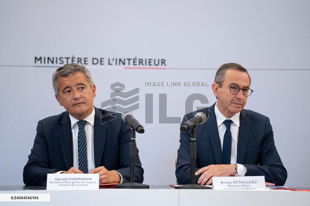 Signing of the agreement between the French government and the Professional Football League (LFP) - Paris AJ