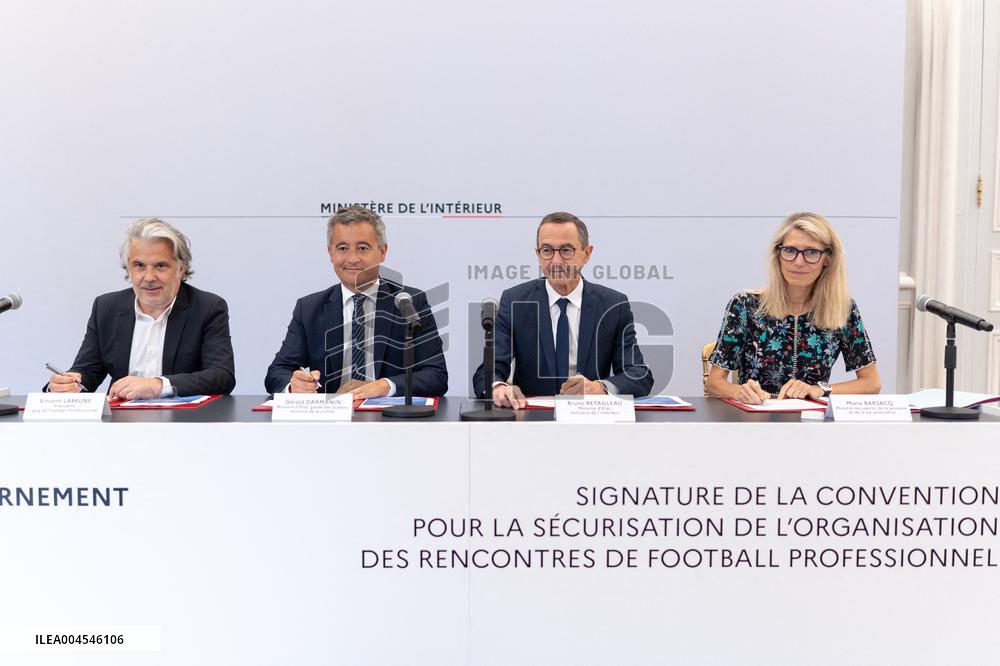 Signing of the agreement between the French government and the Professional Football League (LFP) - Paris AJ