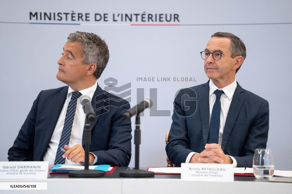 Signing of the agreement between the French government and the Professional Football League (LFP) - Paris AJ