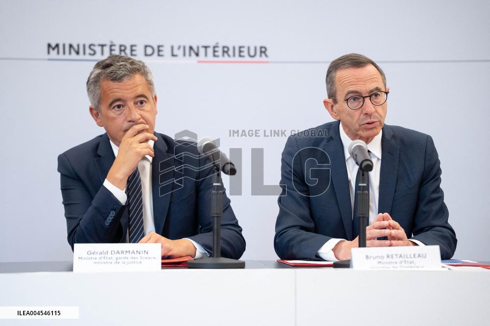 Signing of the agreement between the French government and the Professional Football League (LFP) - Paris AJ