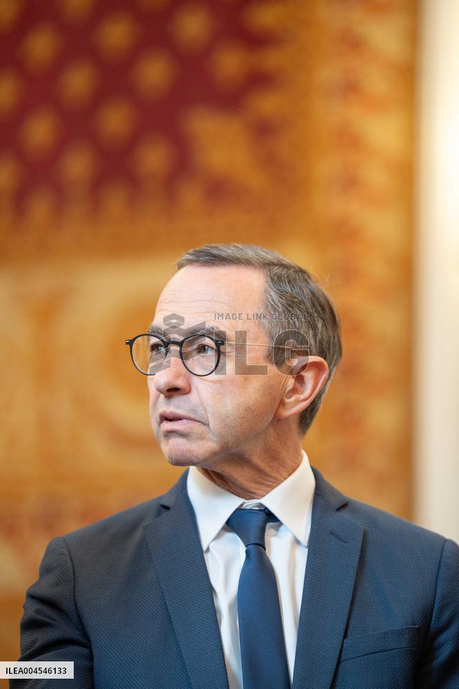 Signing of the agreement between the French government and the Professional Football League (LFP) - Paris AJ