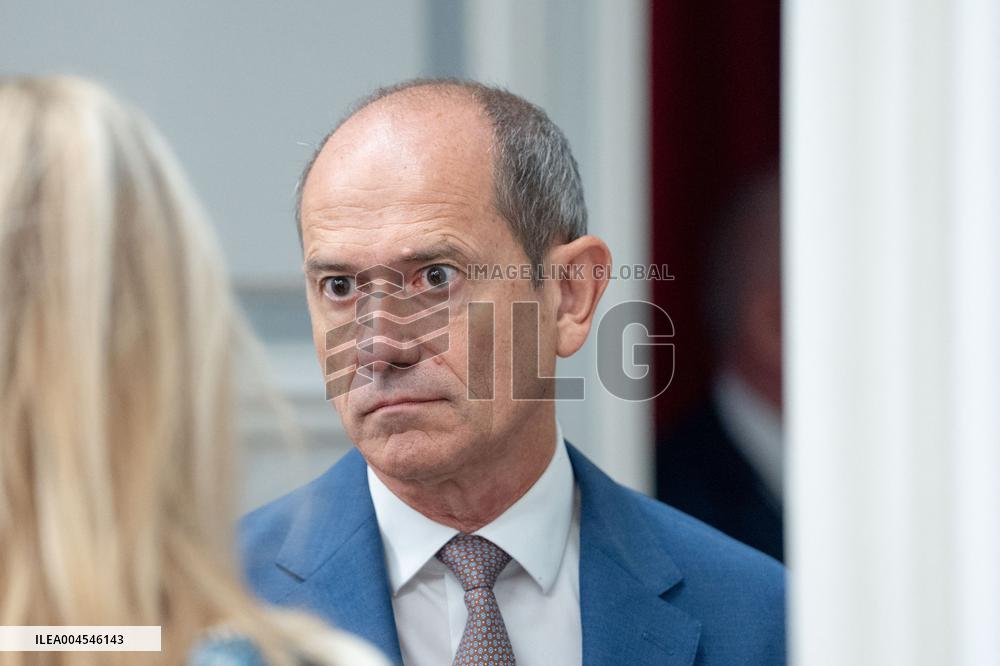Signing of the agreement between the French government and the Professional Football League (LFP) - Paris AJ