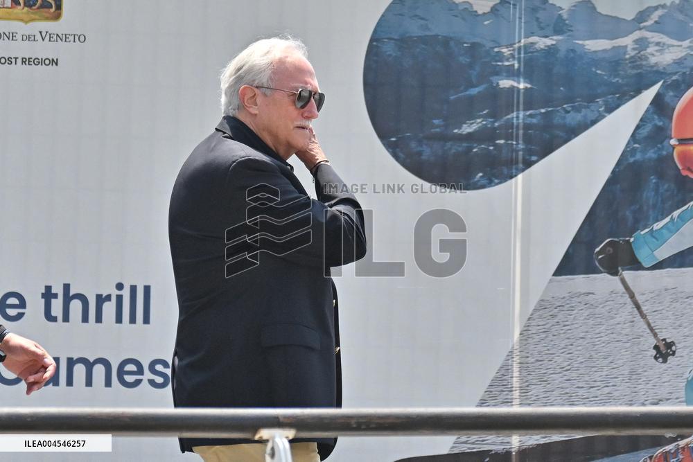 Ted Jorgensen, Jeff Bezos Father At Venice Airport - Italy