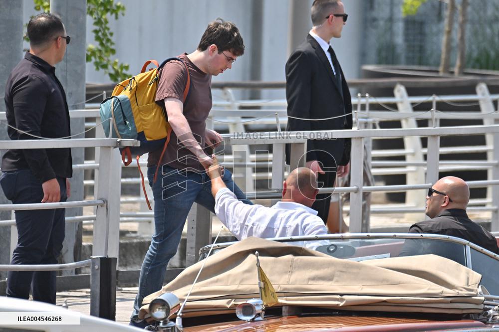 Ted Jorgensen, Jeff Bezos Father At Venice Airport - Italy