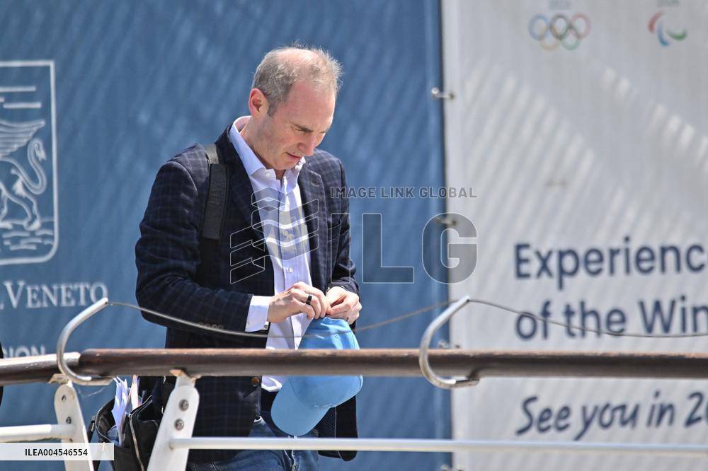 Andy Jassy, Amazon General Manager Guest At Venice Airport 2