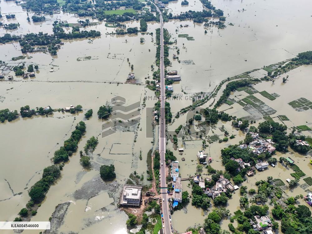 Two Lakh People Affected by Ghatal Floods - India