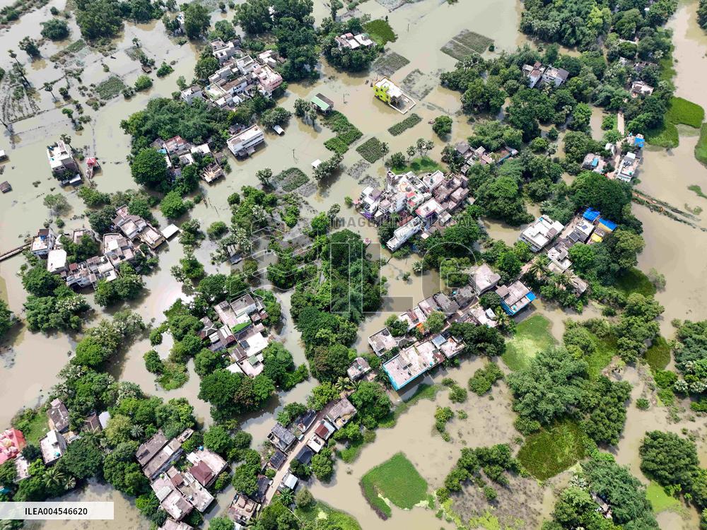 Two Lakh People Affected by Ghatal Floods - India