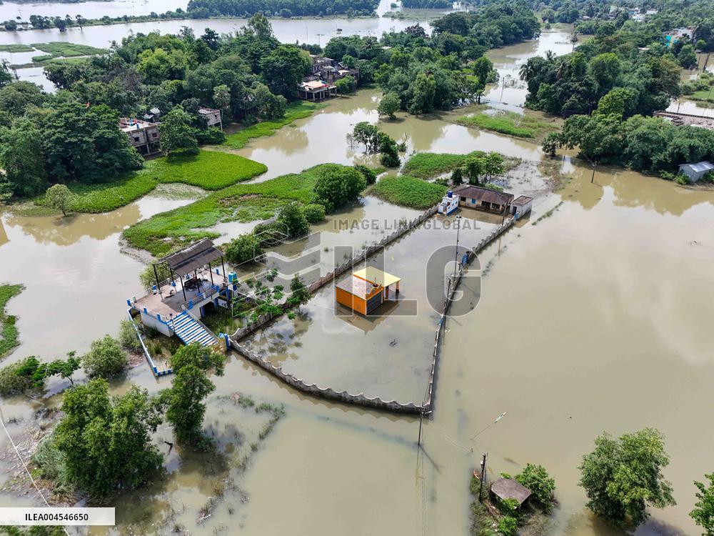 Two Lakh People Affected by Ghatal Floods - India