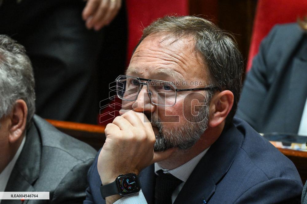 Questions to the government at the National Assembly in Paris FA