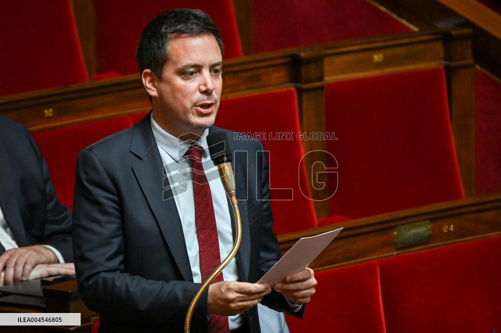 Questions to the government at the National Assembly in Paris FA