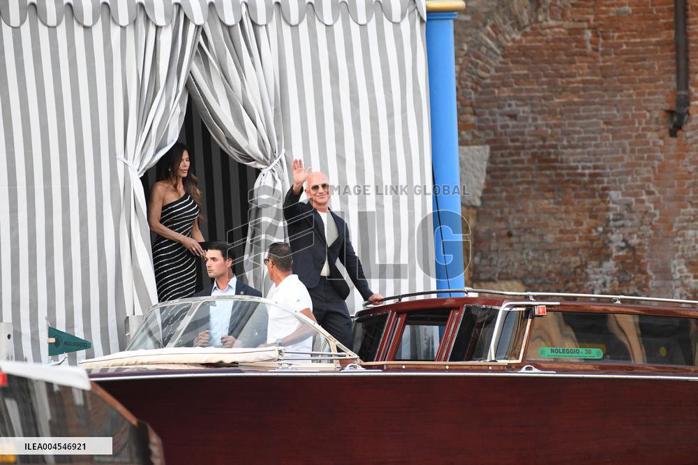 Jeff Bezos And Lauren Sanchez Leaving Hotel - Venice