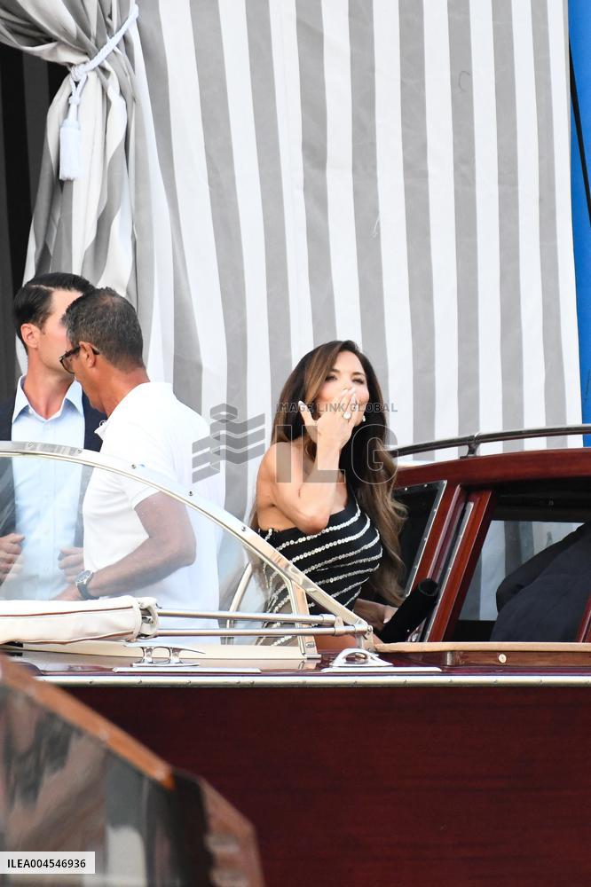 Jeff Bezos And Lauren Sanchez Leaving Hotel - Venice