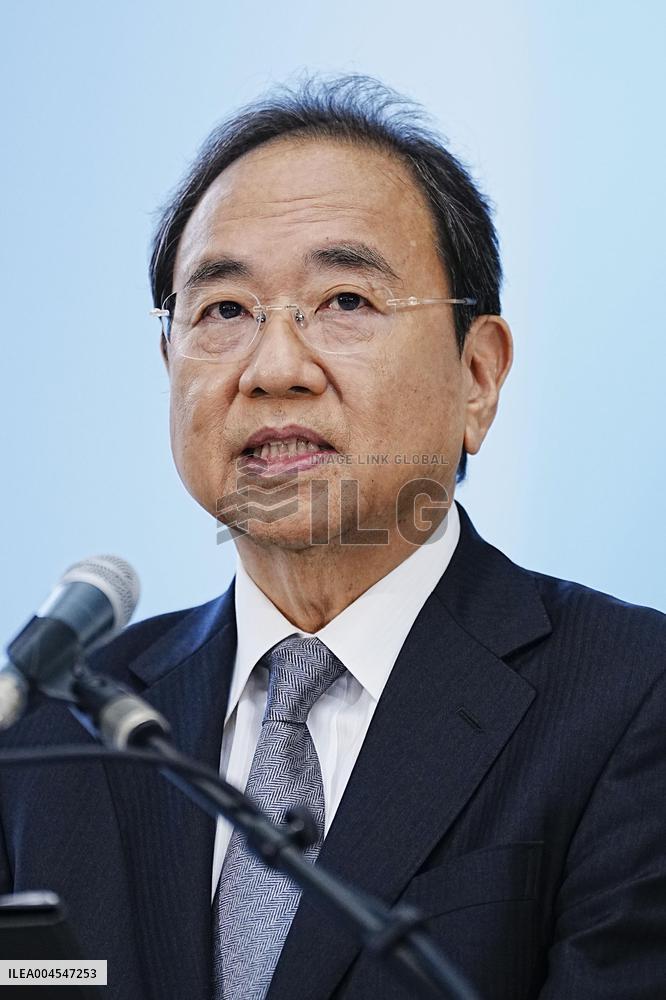 Fuji TV president's press conference