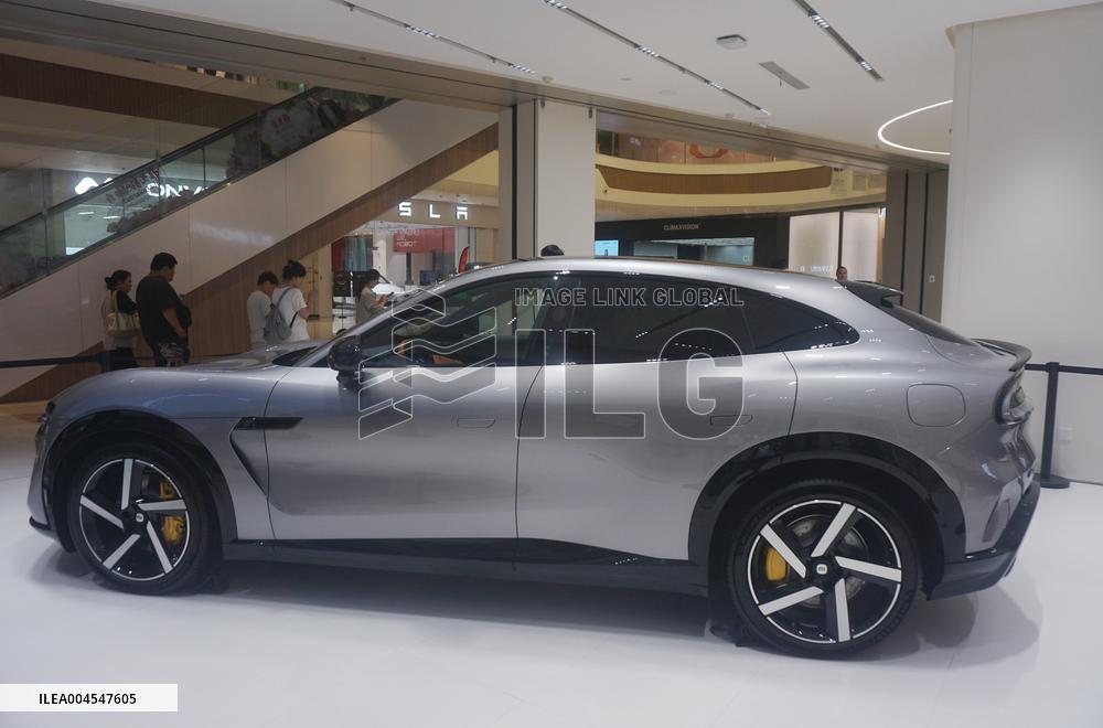 Xiaomi Releases First Electric SUV Model Xiaomi YU7