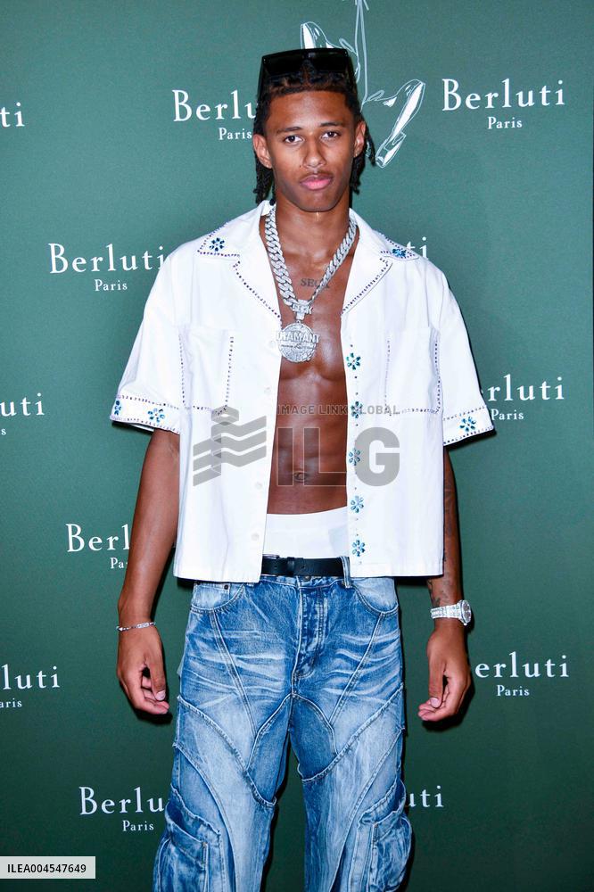 PFW - Berluti Photocall