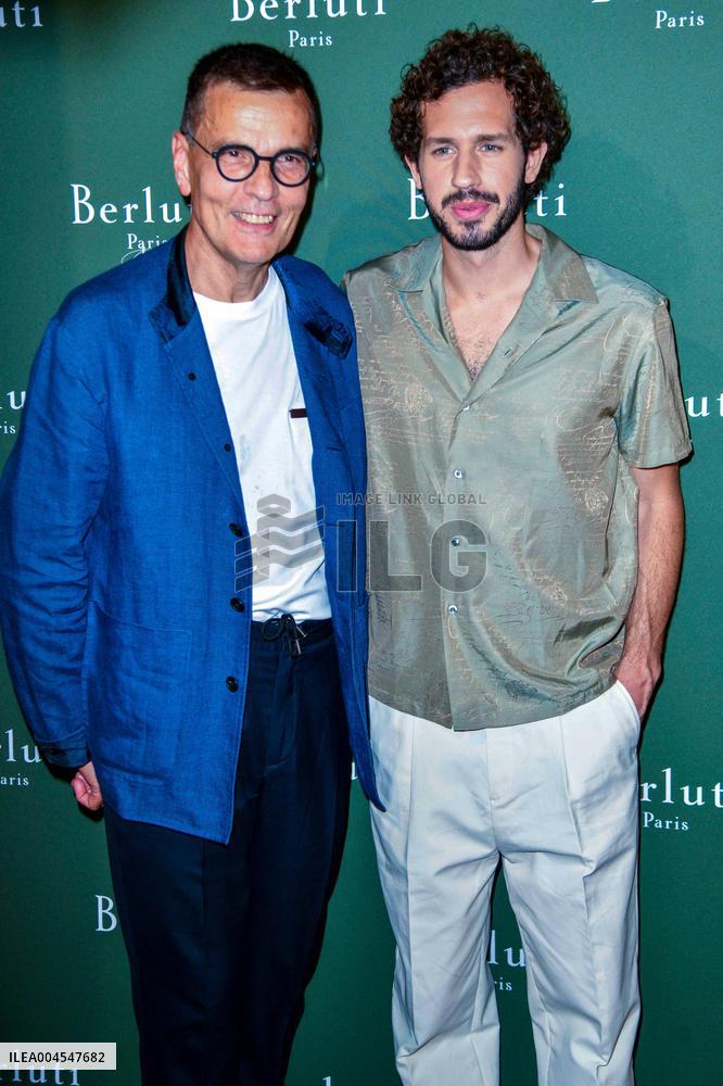 PFW - Berluti Photocall