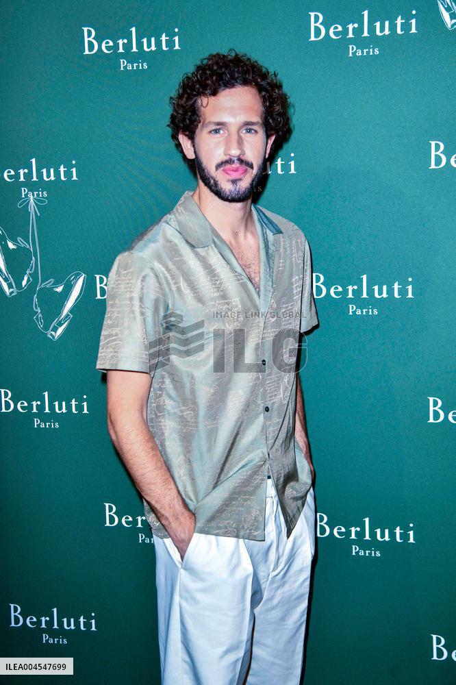 PFW - Berluti Photocall