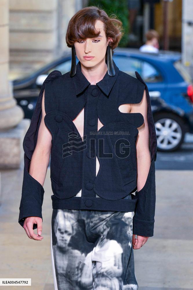 PFW - Walter Van Beirendonck Runway