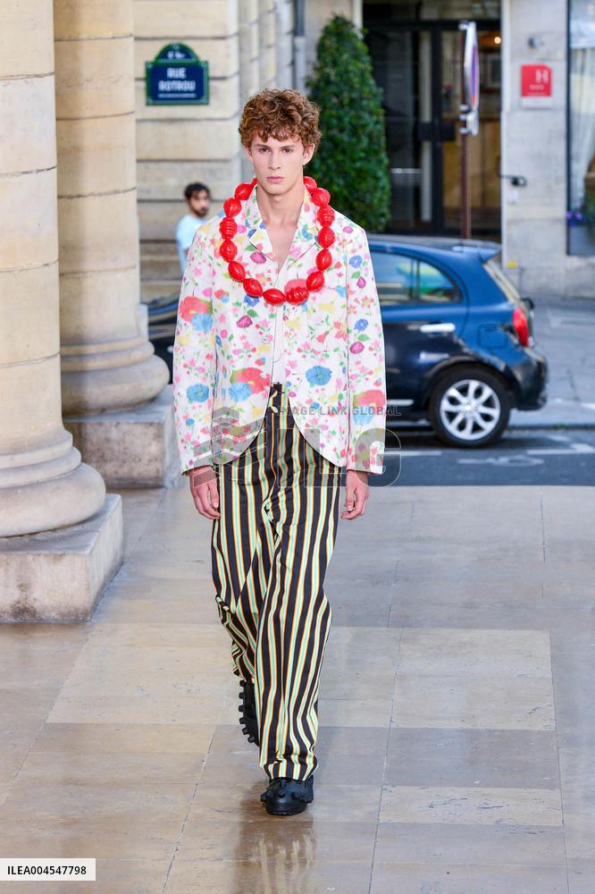 PFW - Walter Van Beirendonck Runway