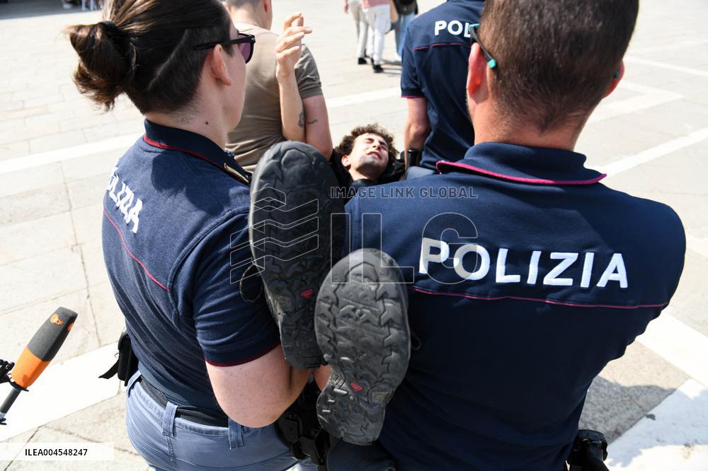 Extinction Rebellion Action Against Jeff Bezos’ Wedding - Venice