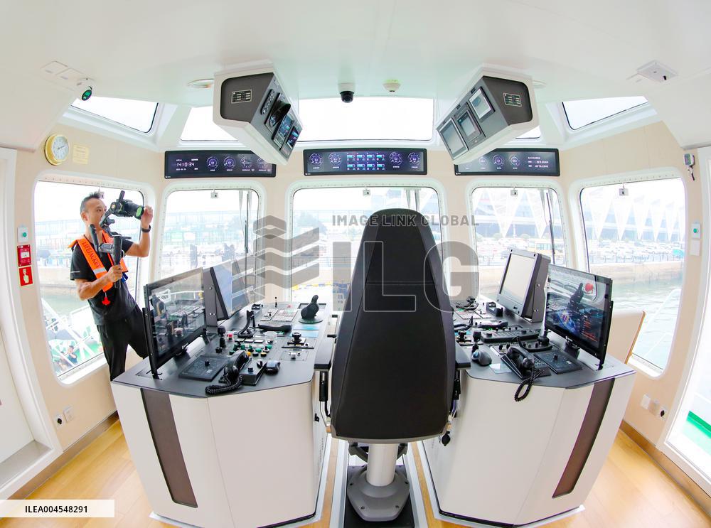 China First Hydrogen-electric Tugboat