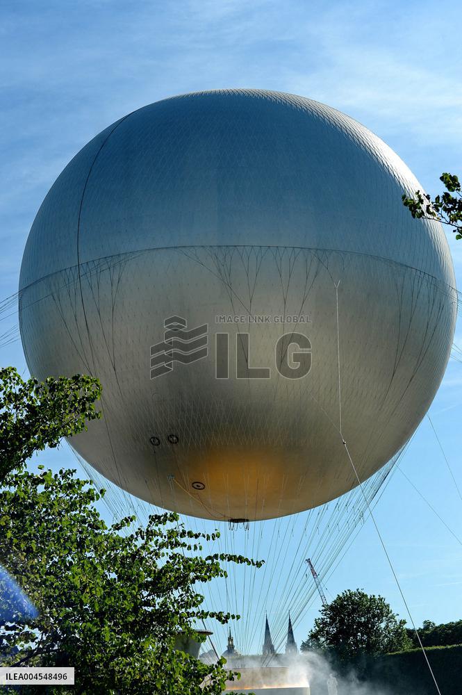 Olympic Cauldron In The Tuileries Gardens - Paris