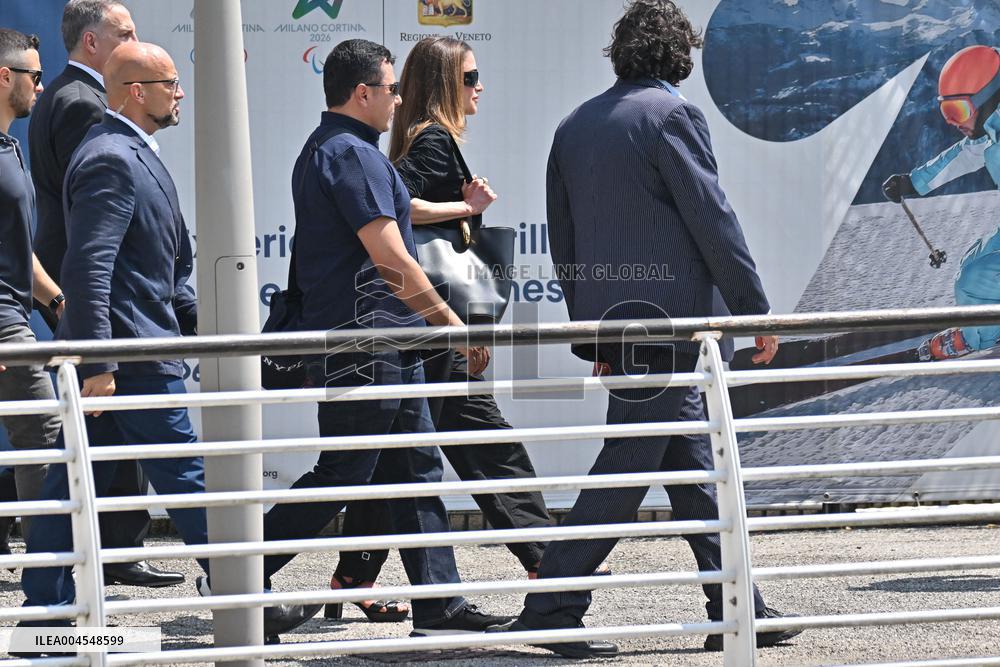 Rania of Jordan At Venice Airport