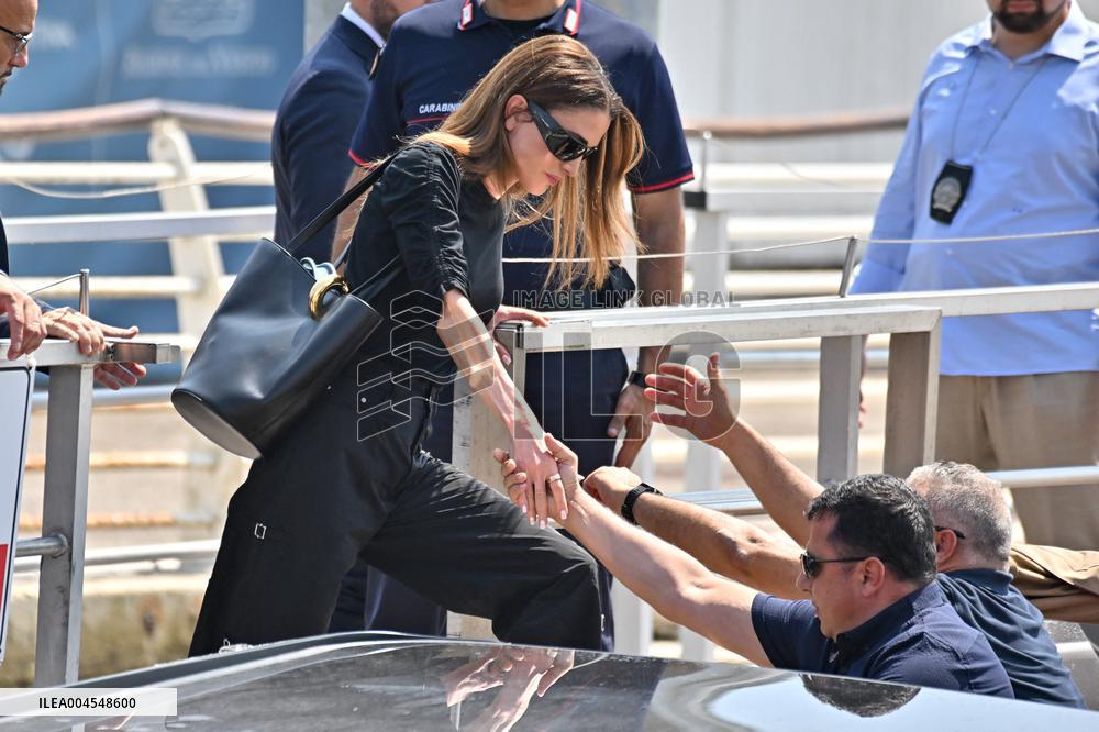 Rania of Jordan At Venice Airport