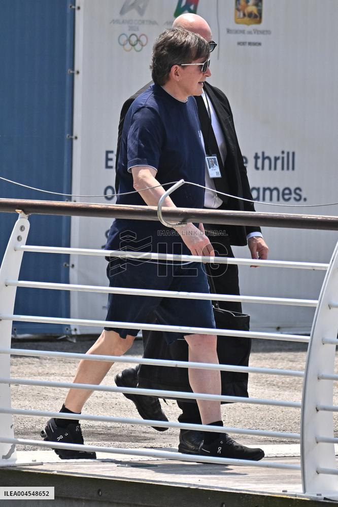 Guests At Venice Airport - Italy