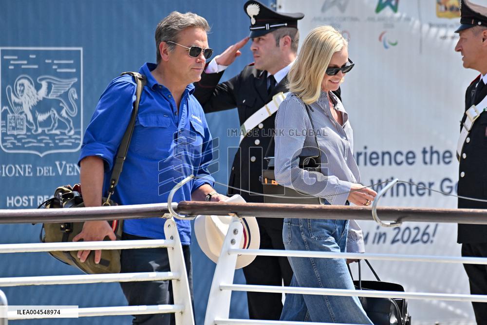 Lachlan Murdoch and Sarah Murdoch At Venice Airport